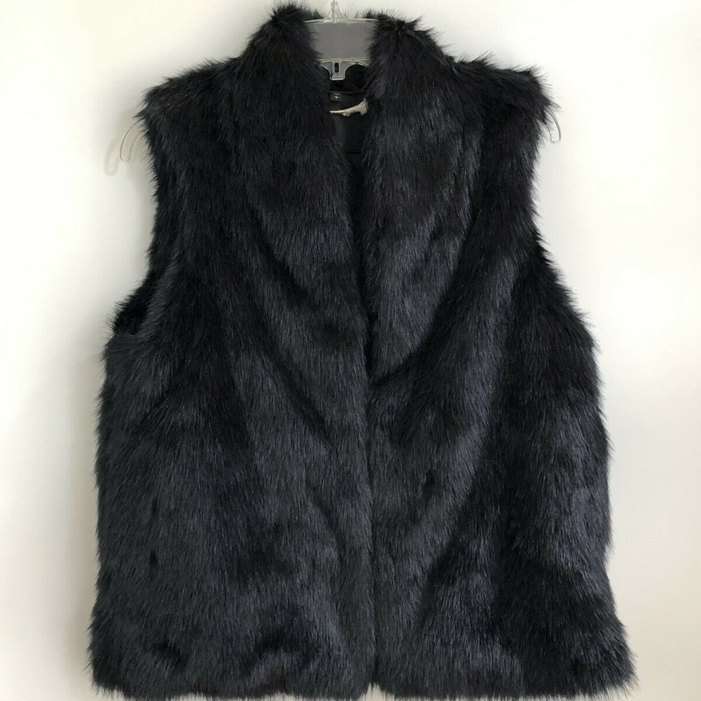 Express Large Faux Fur Vest Black Hook Closure